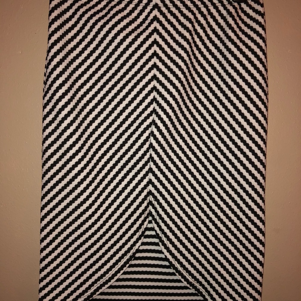 Striped Stretchy High-Low Pencil Skirt